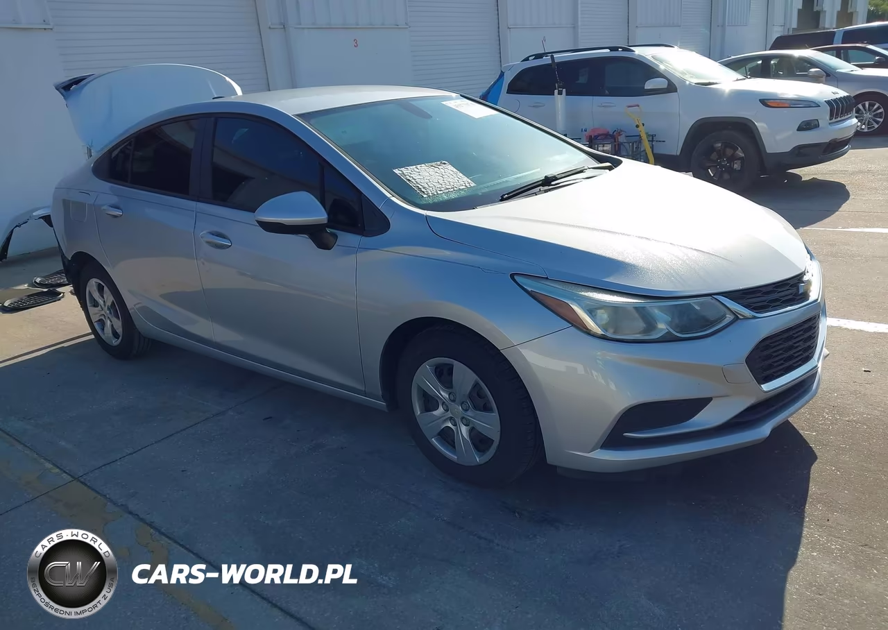 2016 Chevrolet Cruze Ls Auto – zdjęcie 1 z 17