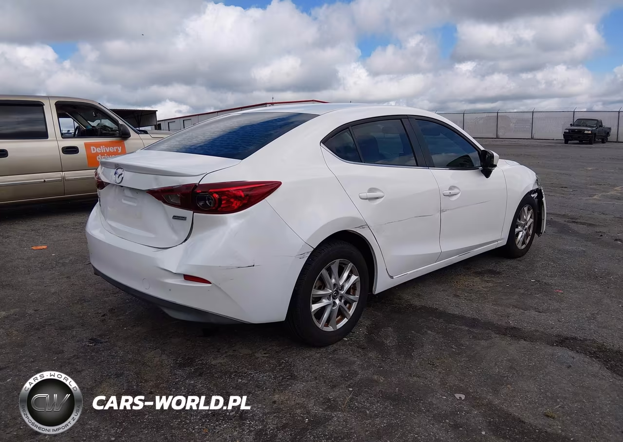 2015 Mazda Mazda3 I Touring VIN:3MZBM1V73FM162569 - 4