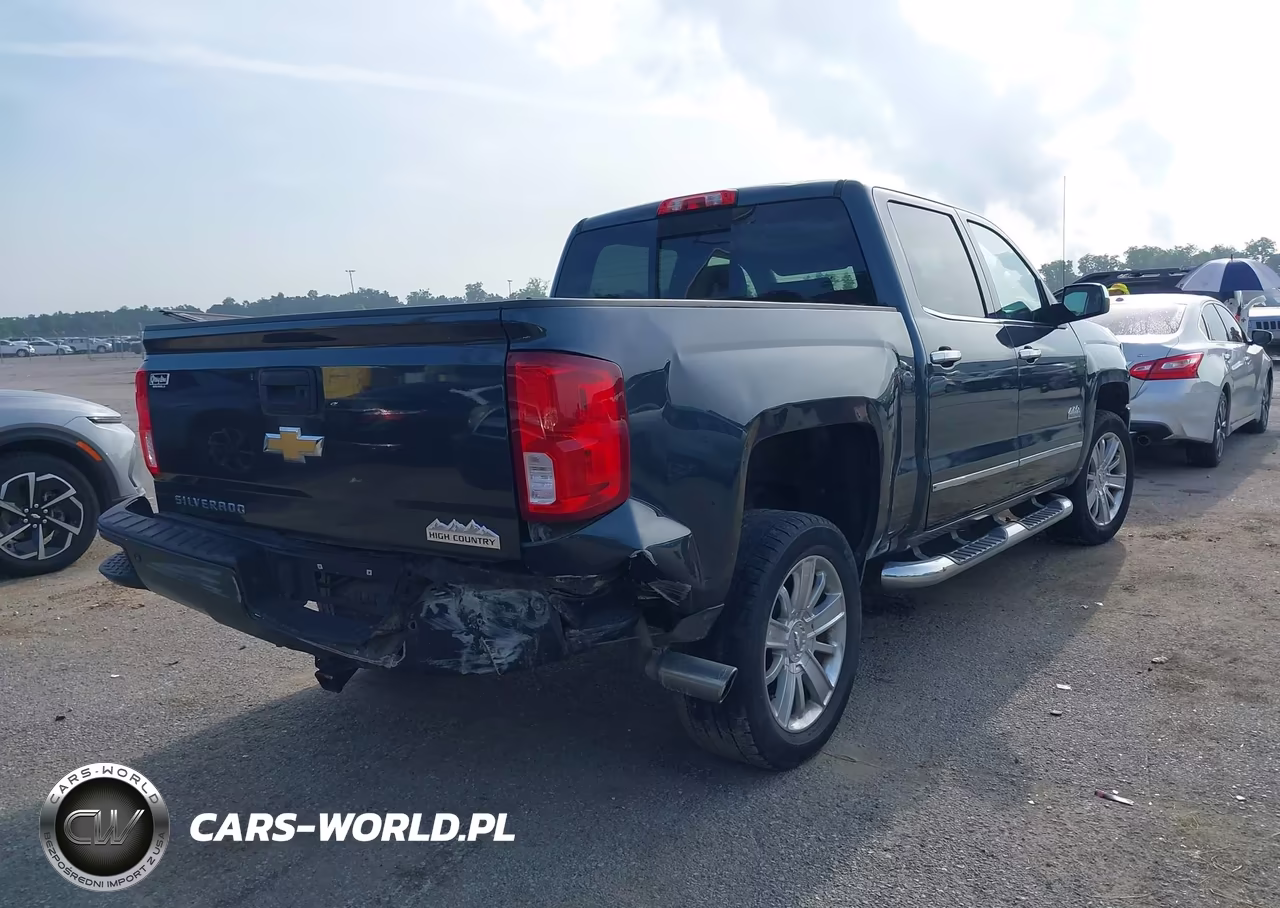 2018 Chevrolet Silverado 1500 High Country VIN:3GCPCTEC4JG571076 - 4