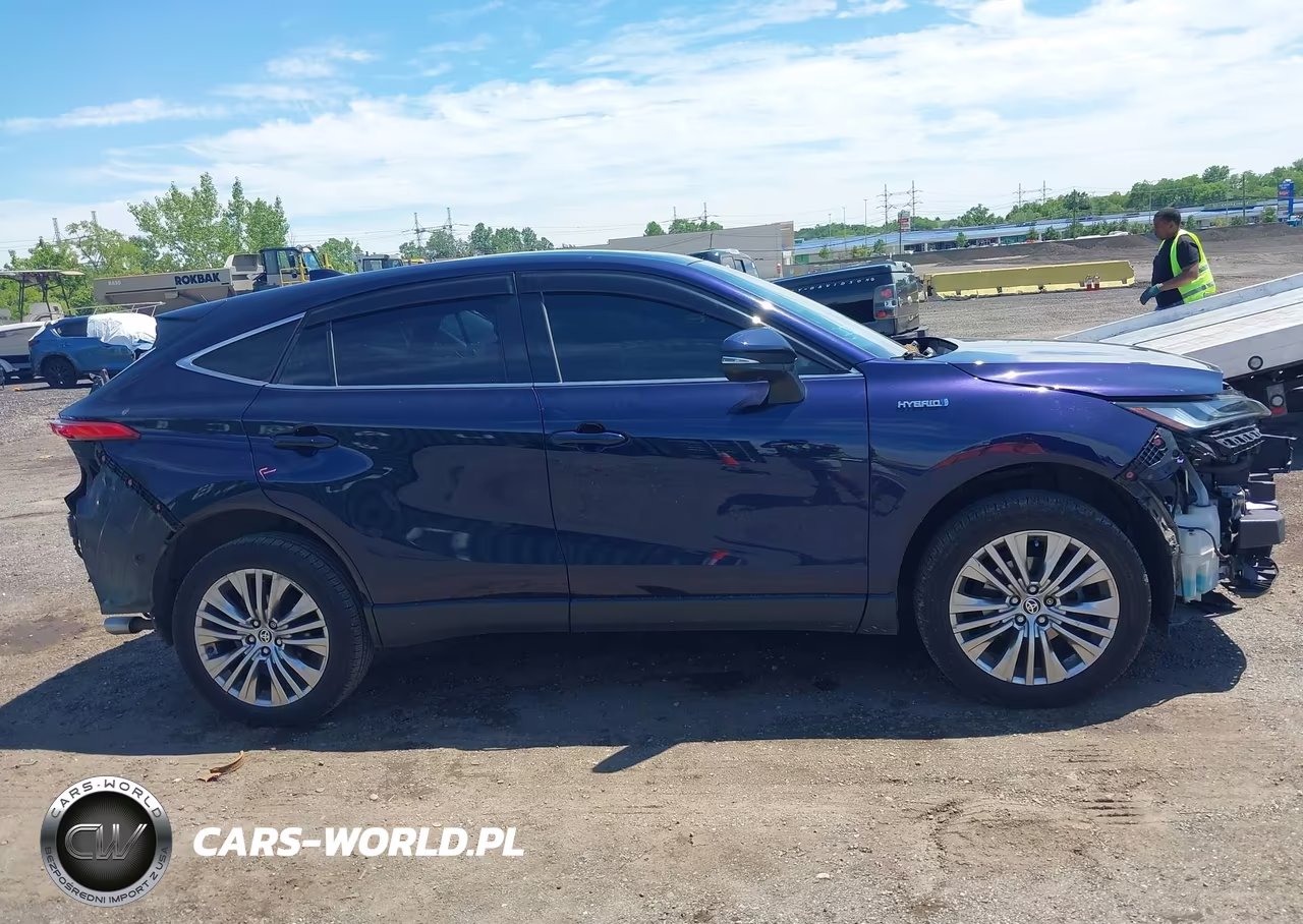 2021 Toyota Venza Limited VIN:JTEAAAAH4MJ010747 - 13