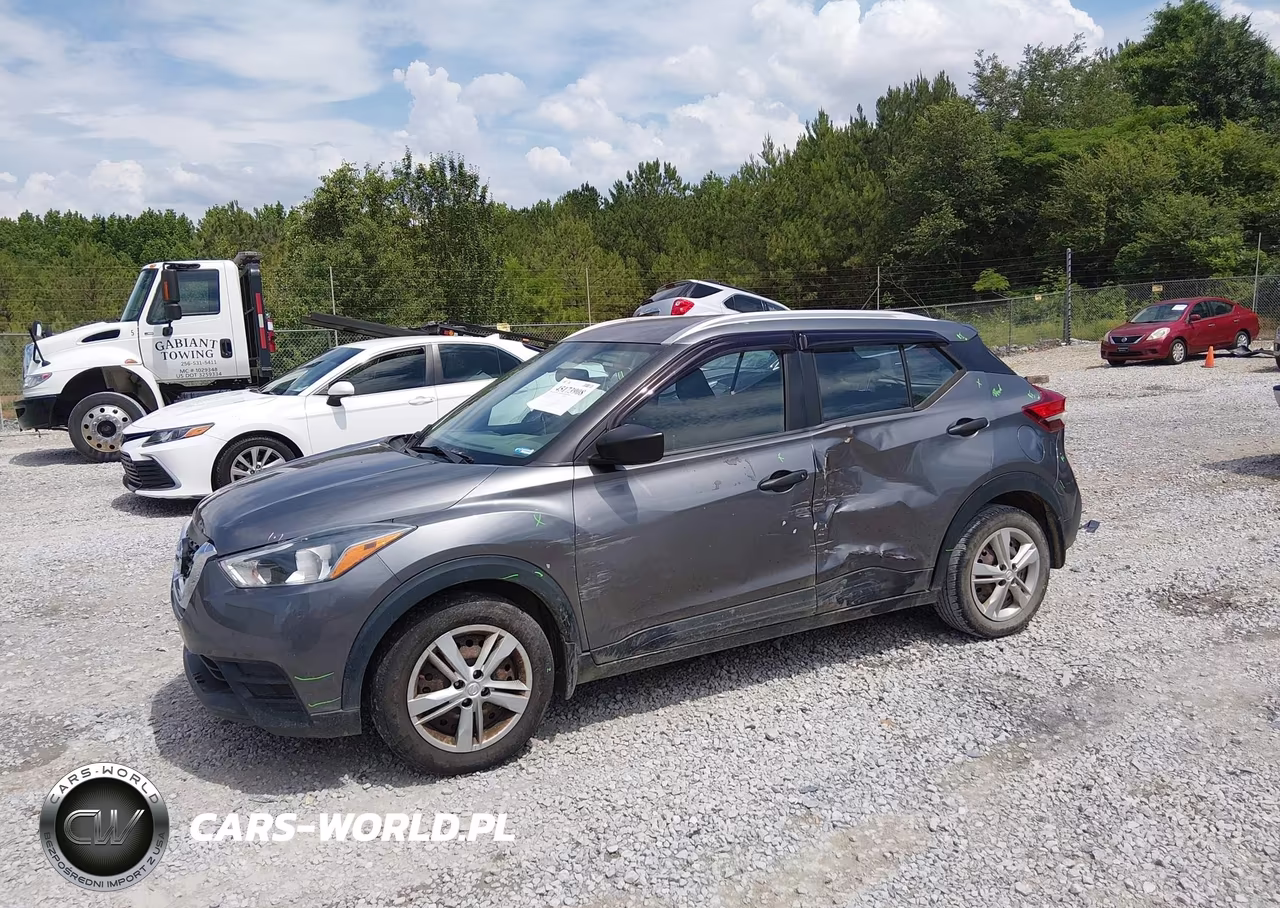 2018 Nissan Kicks S VIN:3N1CP5CU8JL507076 - 2