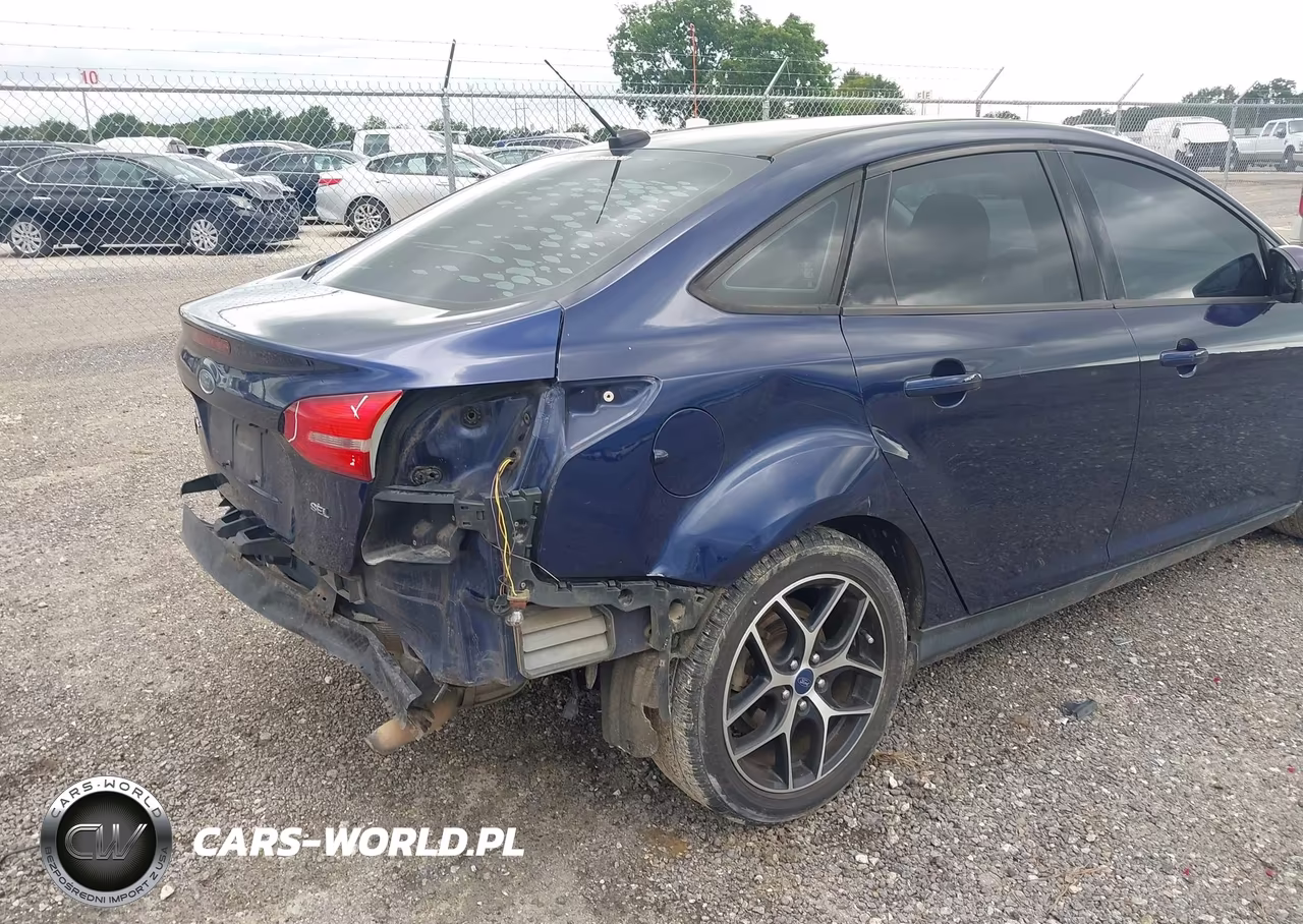 2017 Ford Focus Sel VIN:1FADP3H23HL345964 - 14