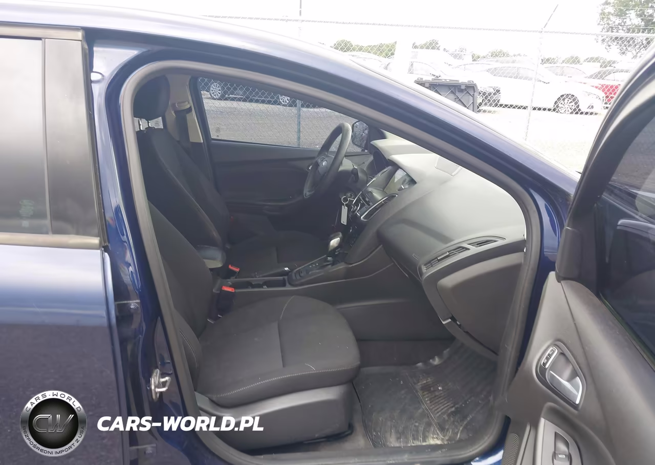 2017 Ford Focus Sel VIN:1FADP3H23HL345964 - 5