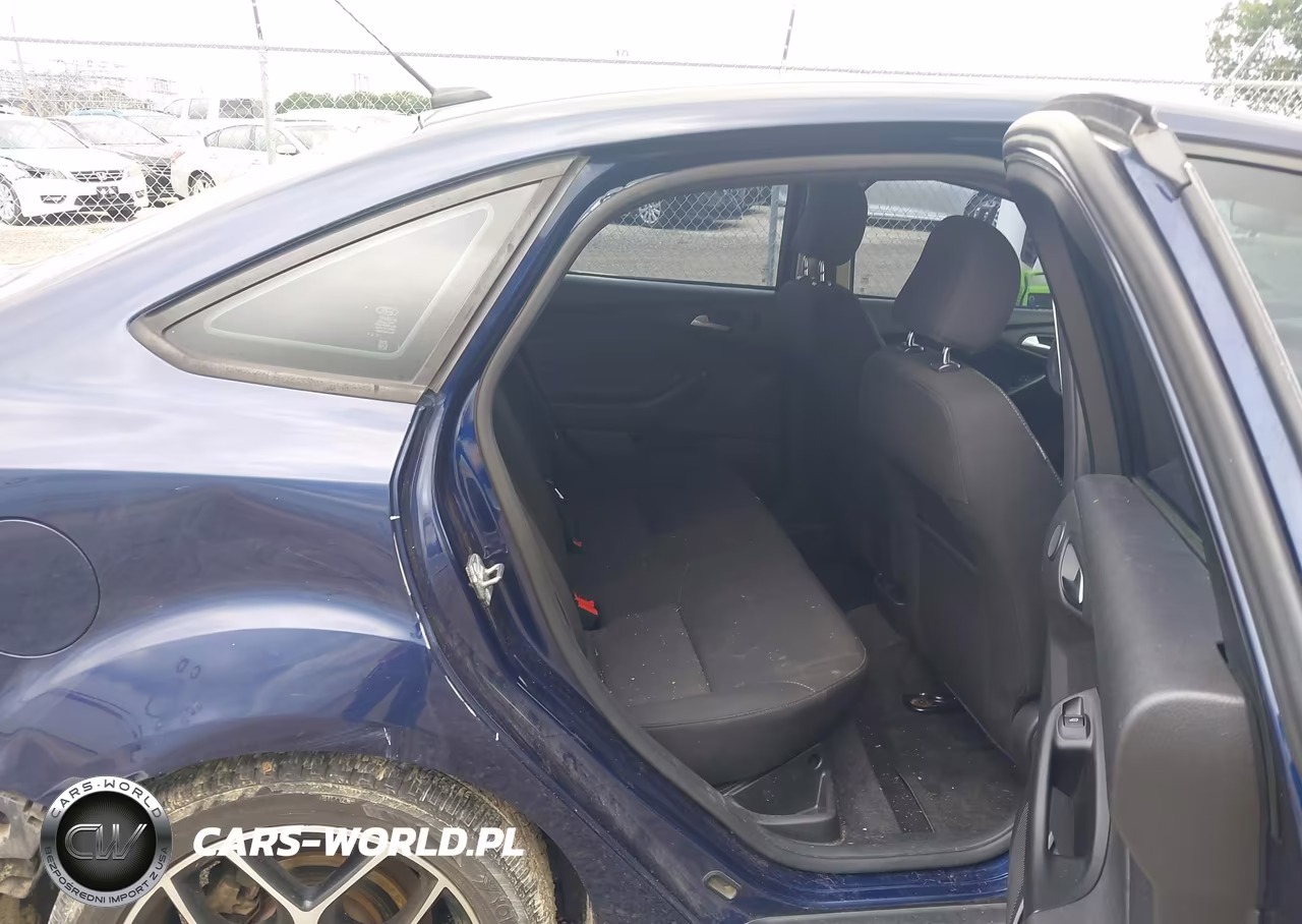 2017 Ford Focus Sel VIN:1FADP3H23HL345964 - 8