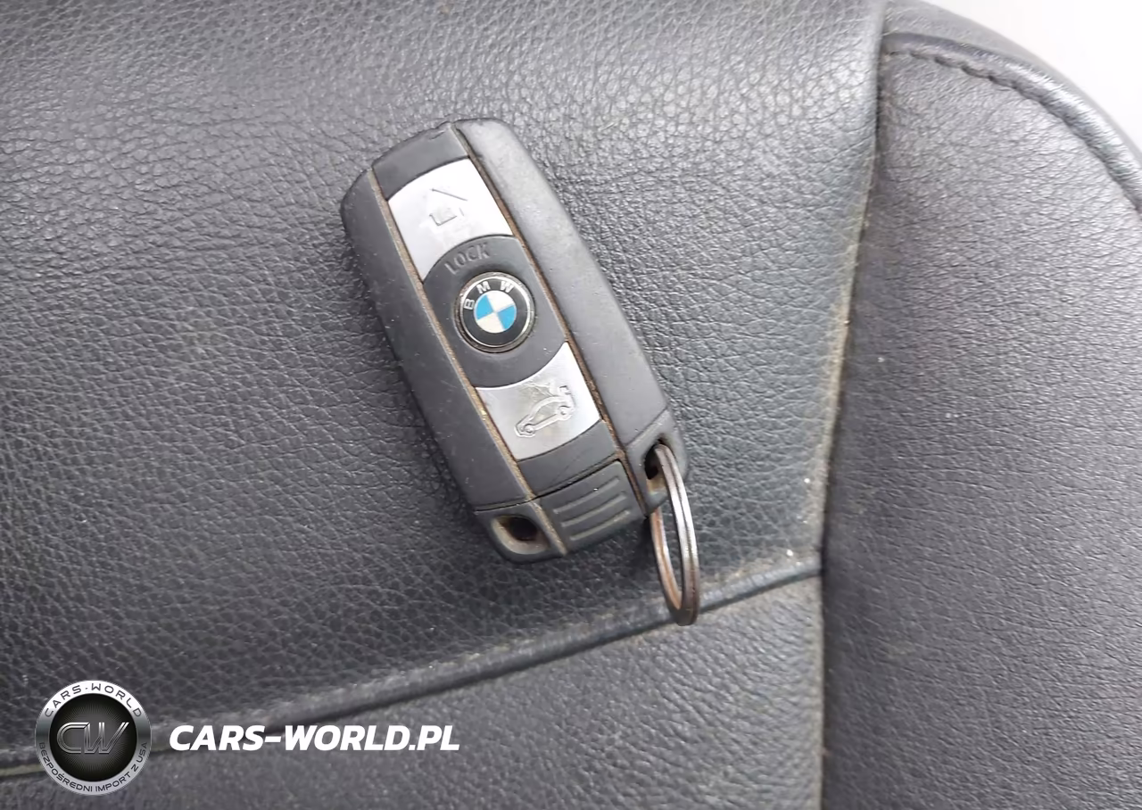 2008 BMW 328Xi VIN:WBAVC93578K037858 - 11