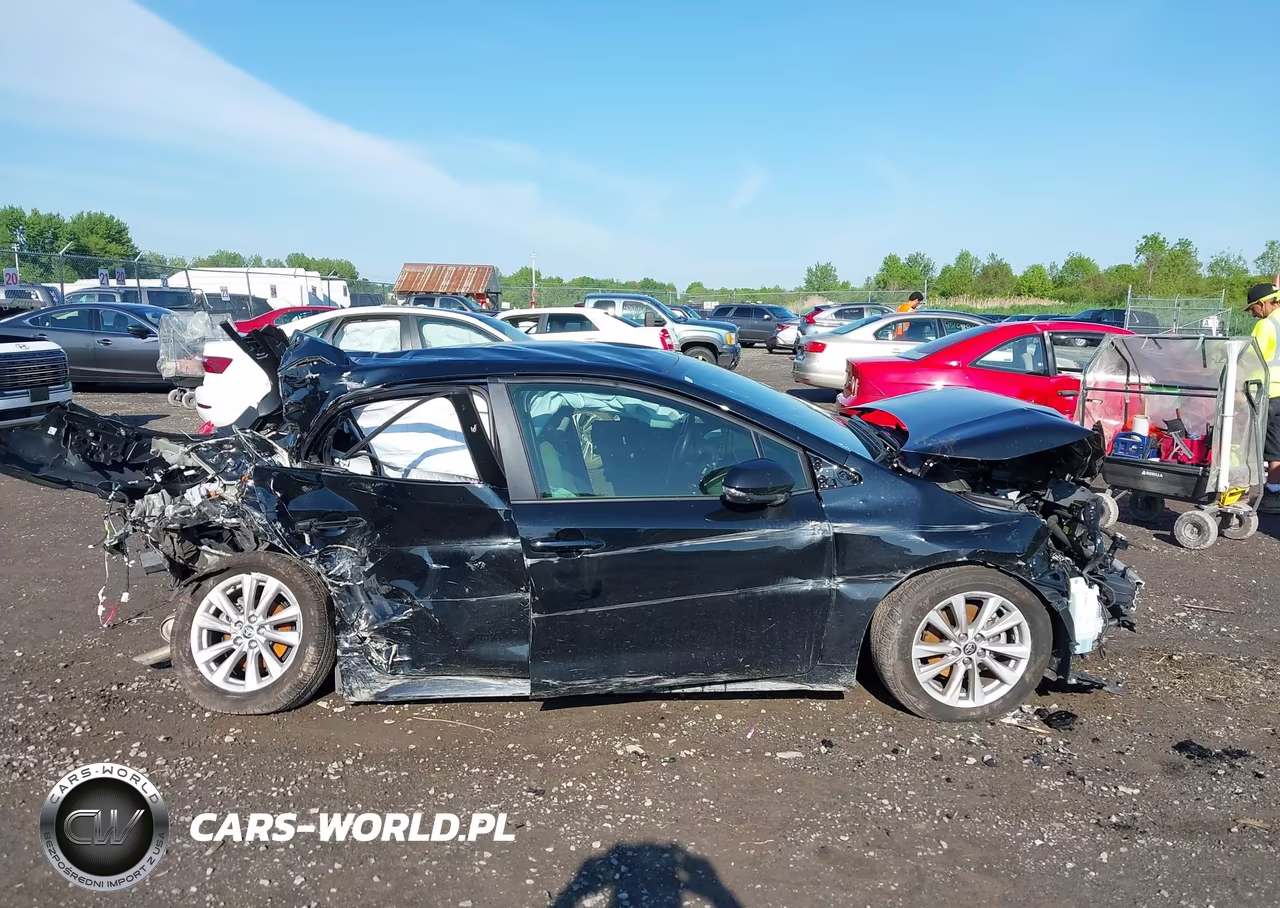 2025 Toyota Corolla Se VIN:JTND4MBE3S3238394 - 13