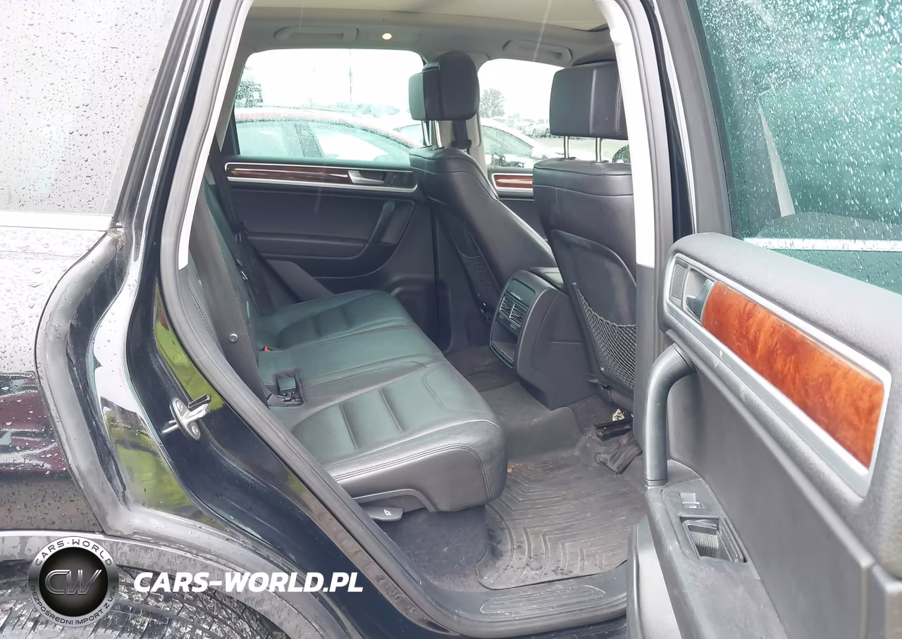 2012 Volkswagen Touareg Vr6 Lux VIN:WVGEF9BP8CD007287 - 8