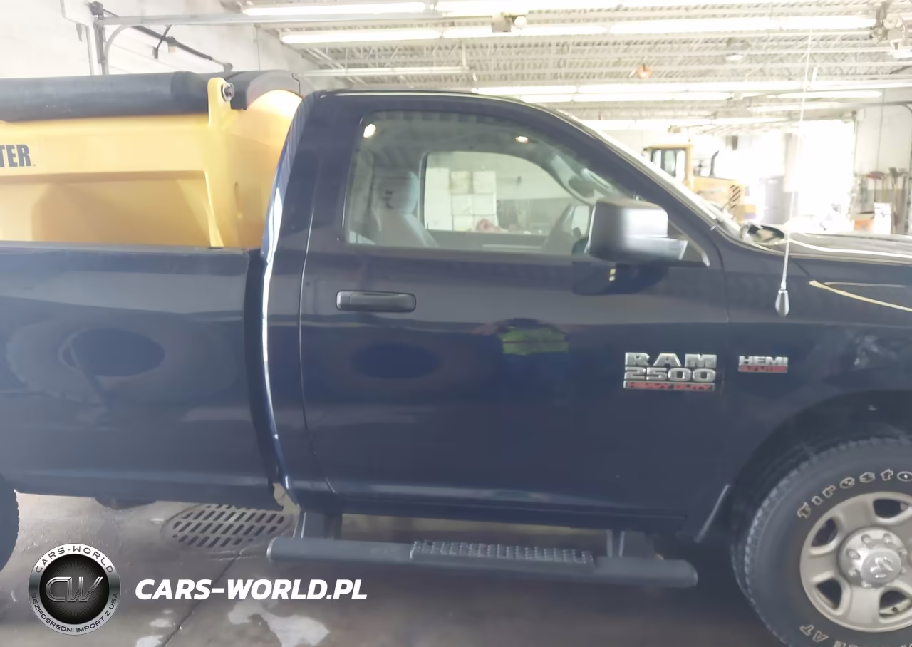 2018 Ram 2500 Tradesman 4X4 8' Box VIN:3C6LR5AT5JG363598 - 15