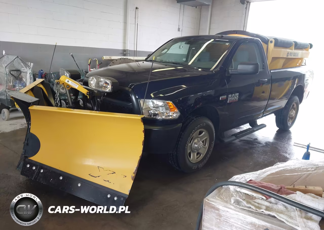 2018 Ram 2500 Tradesman 4X4 8' Box VIN:3C6LR5AT5JG363598 - 2