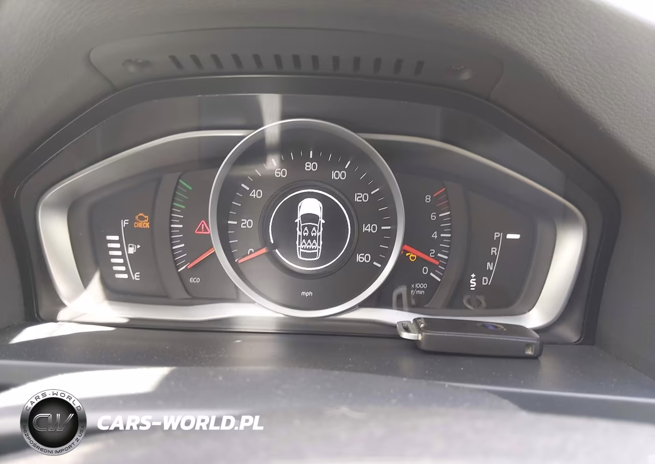 2017 Volvo S60 T5 Dynamic VIN:YV140MTL9H2435219 - 7