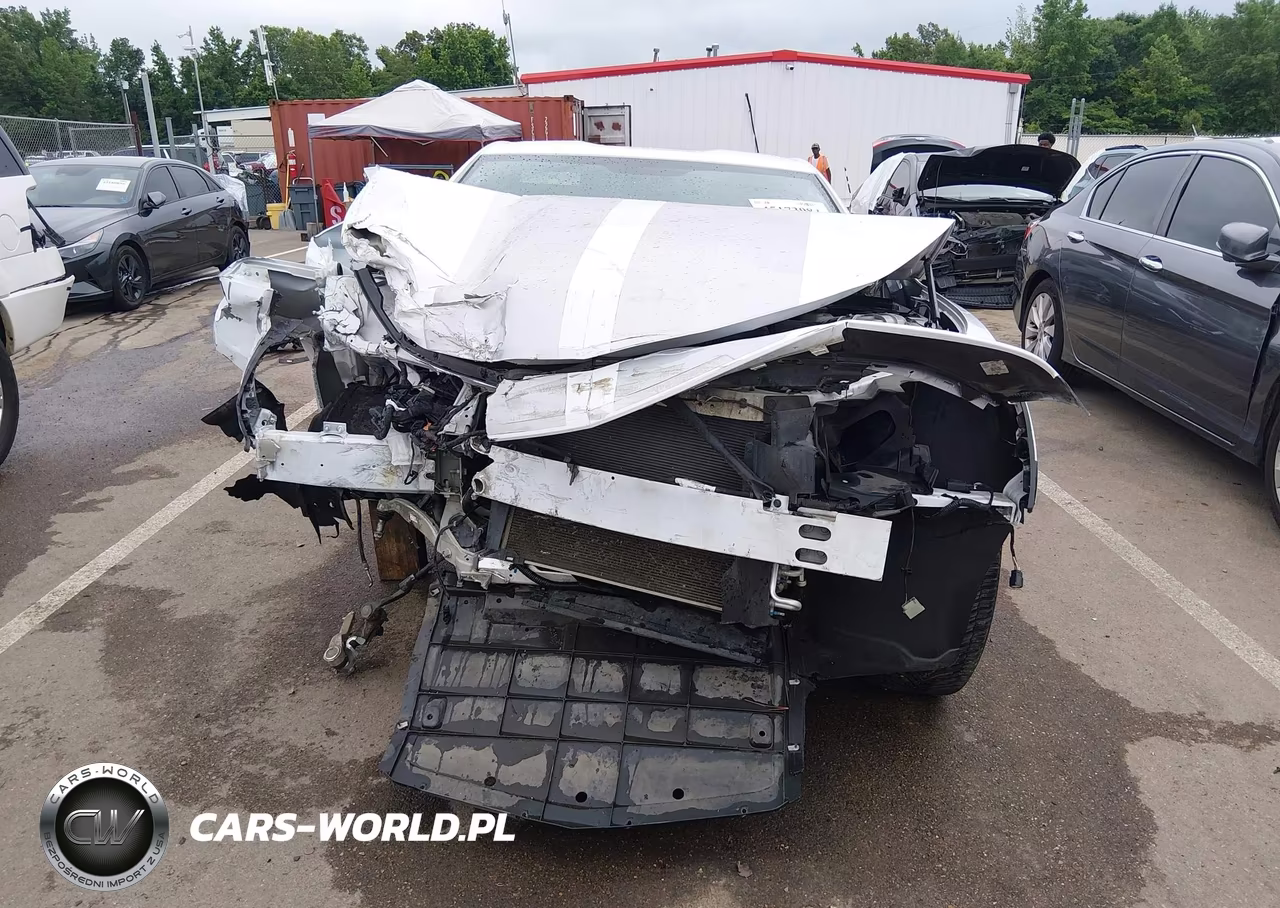 2018 Chevrolet Camaro 2Lt VIN:1G1FD1RS4J0180490 - 12