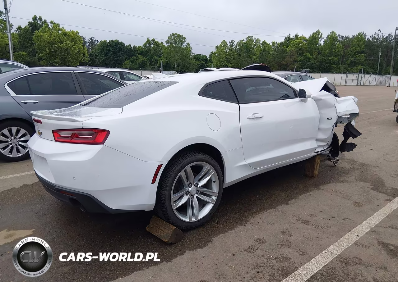 2018 Chevrolet Camaro 2Lt VIN:1G1FD1RS4J0180490 - 4