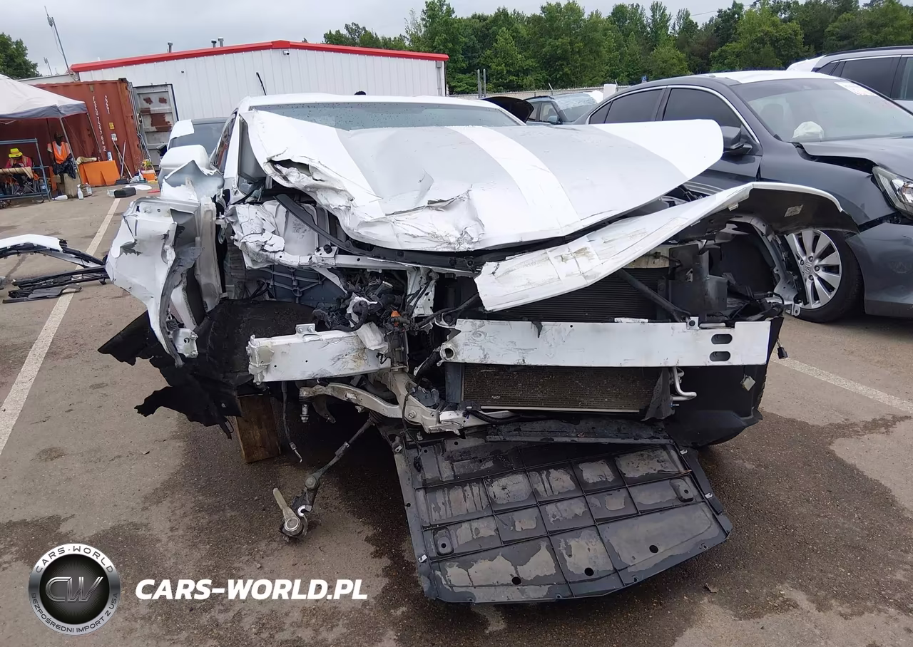 2018 Chevrolet Camaro 2Lt VIN:1G1FD1RS4J0180490 - 6