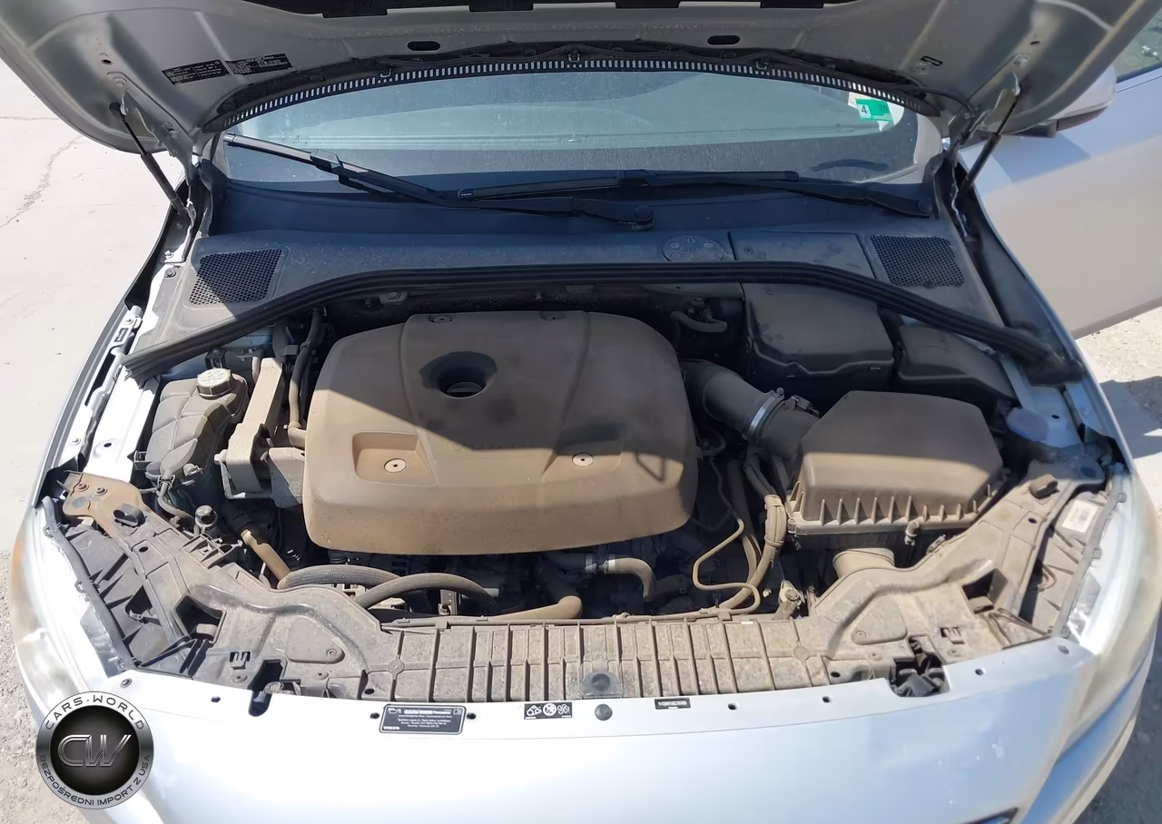 2016 Volvo S60 T5 Drive-E Premier VIN:YV126MFK8G2393908 - 10