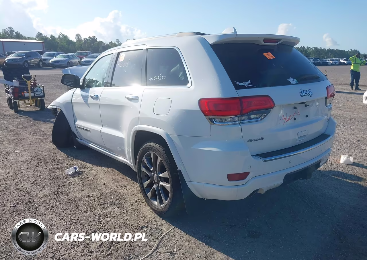 2018 Jeep Grand Cherokee Overland 4X4 VIN:1C4RJFCG8JC509527 - 3