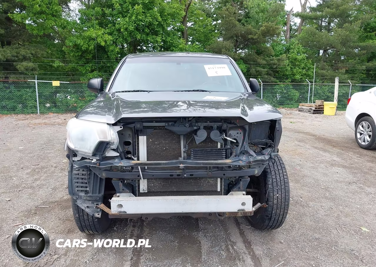2013 Toyota Tacoma Base V6 VIN:3TMLU4EN6DM107585 - 13