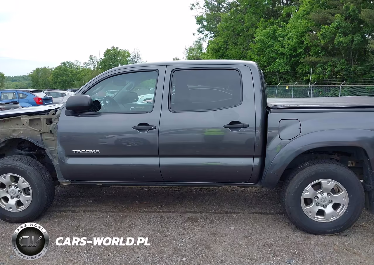 2013 Toyota Tacoma Base V6 VIN:3TMLU4EN6DM107585 - 15