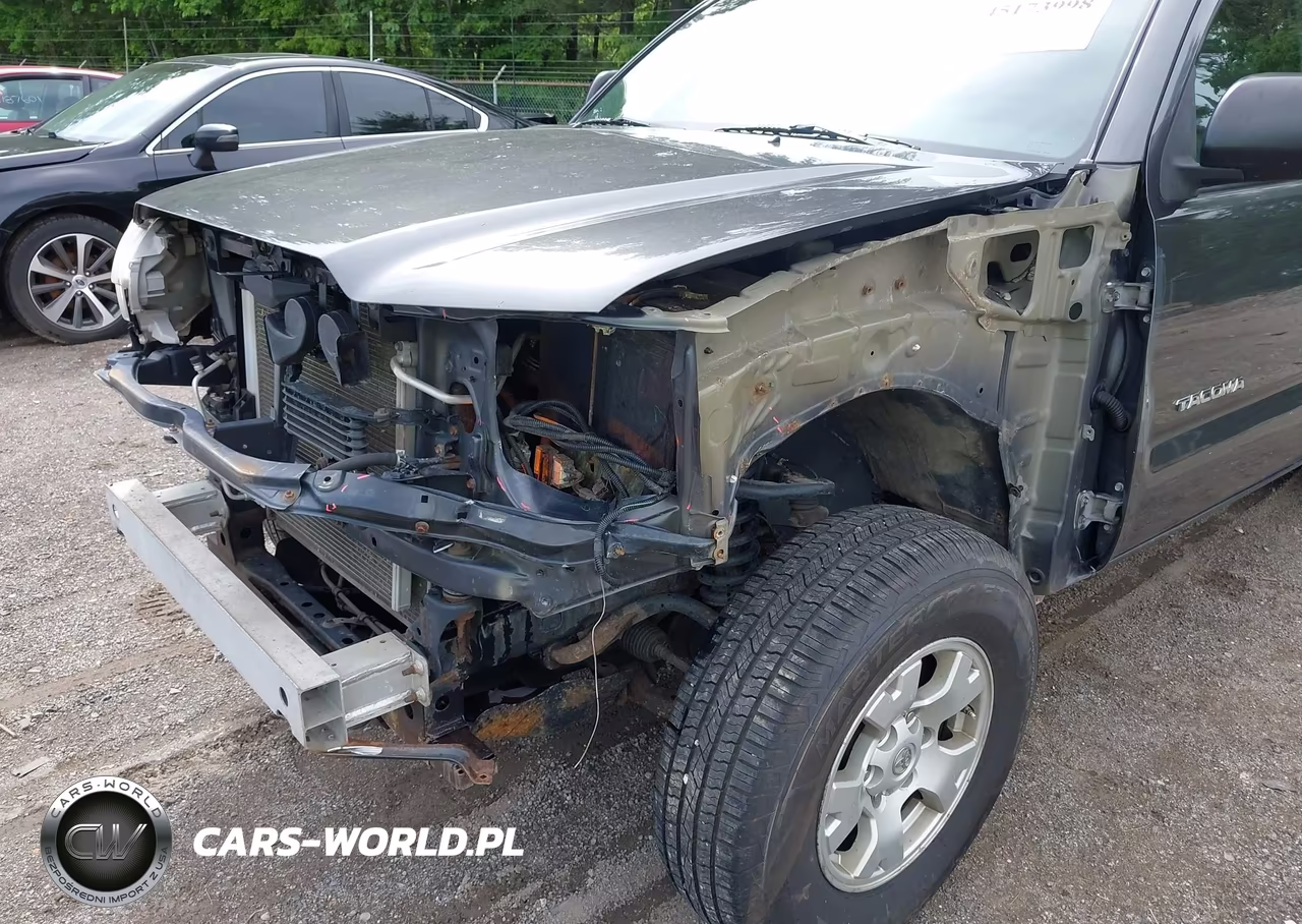 2013 Toyota Tacoma Base V6 VIN:3TMLU4EN6DM107585 - 6