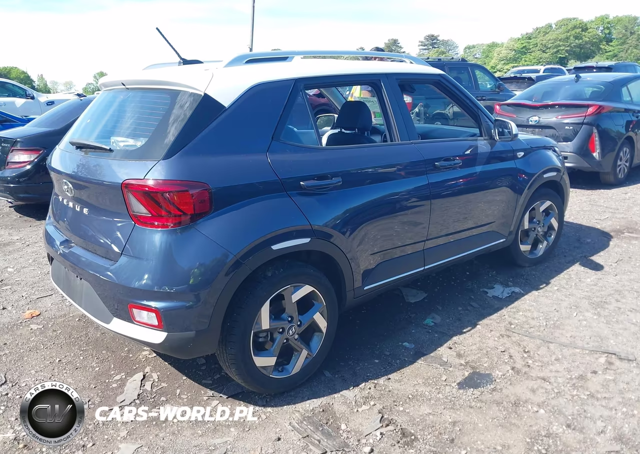 2025 Hyundai Venue Limited VIN:KMHRC8A35SU392907 - 4