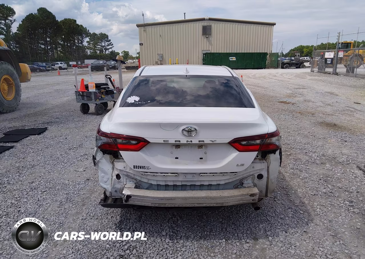 2021 Toyota Camry Le VIN:4T1C11AK2MU437072 - 16