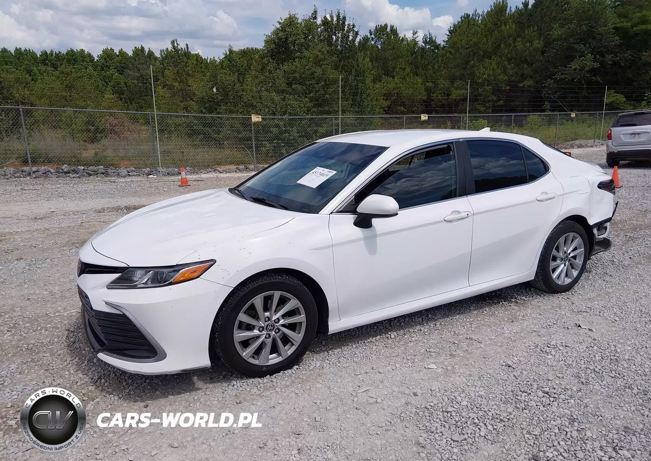 2021 Toyota Camry Le VIN:4T1C11AK2MU437072 - 2