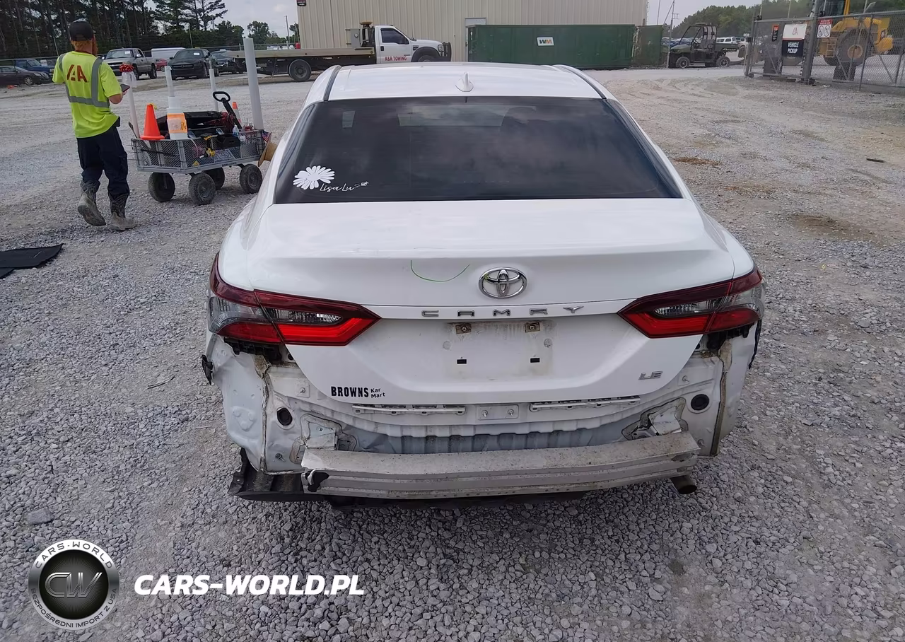2021 Toyota Camry Le VIN:4T1C11AK2MU437072 - 6