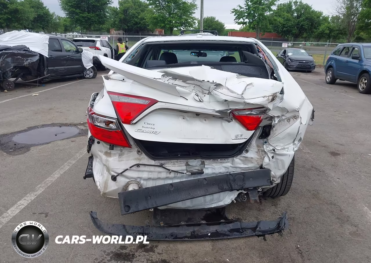 2016 Toyota Camry Se VIN:4T1BF1FK1GU157430 - 16