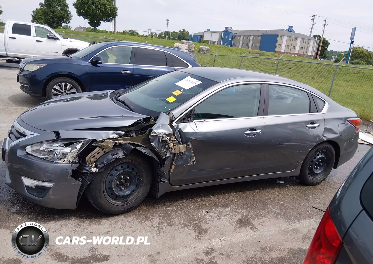 2015 Nissan Altima 2.5 S VIN:1N4AL3AP0FC185348 - 14