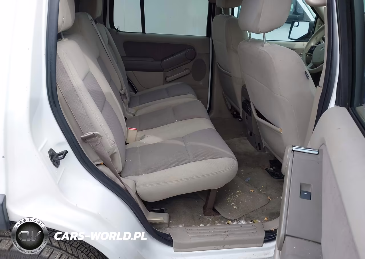2007 Ford Explorer Xlt VIN:1FMEU63E37UB65088 - 8