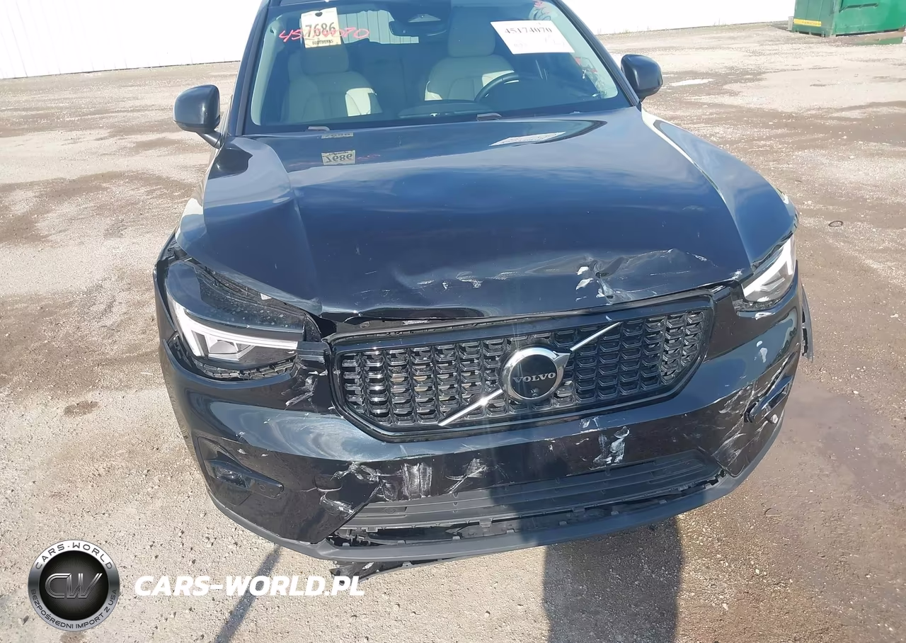 2025 Volvo Xc40 B5 Plus Dark Theme VIN:YV4L12UC9S2457422 - 6