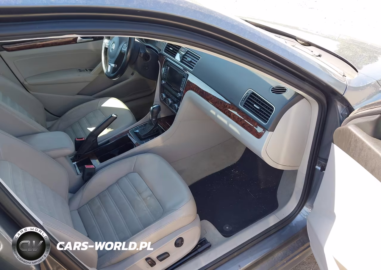 2012 Volkswagen Passat 2.0L Tdi Sel Premium VIN:1VWCN7A37CC099299 - 5