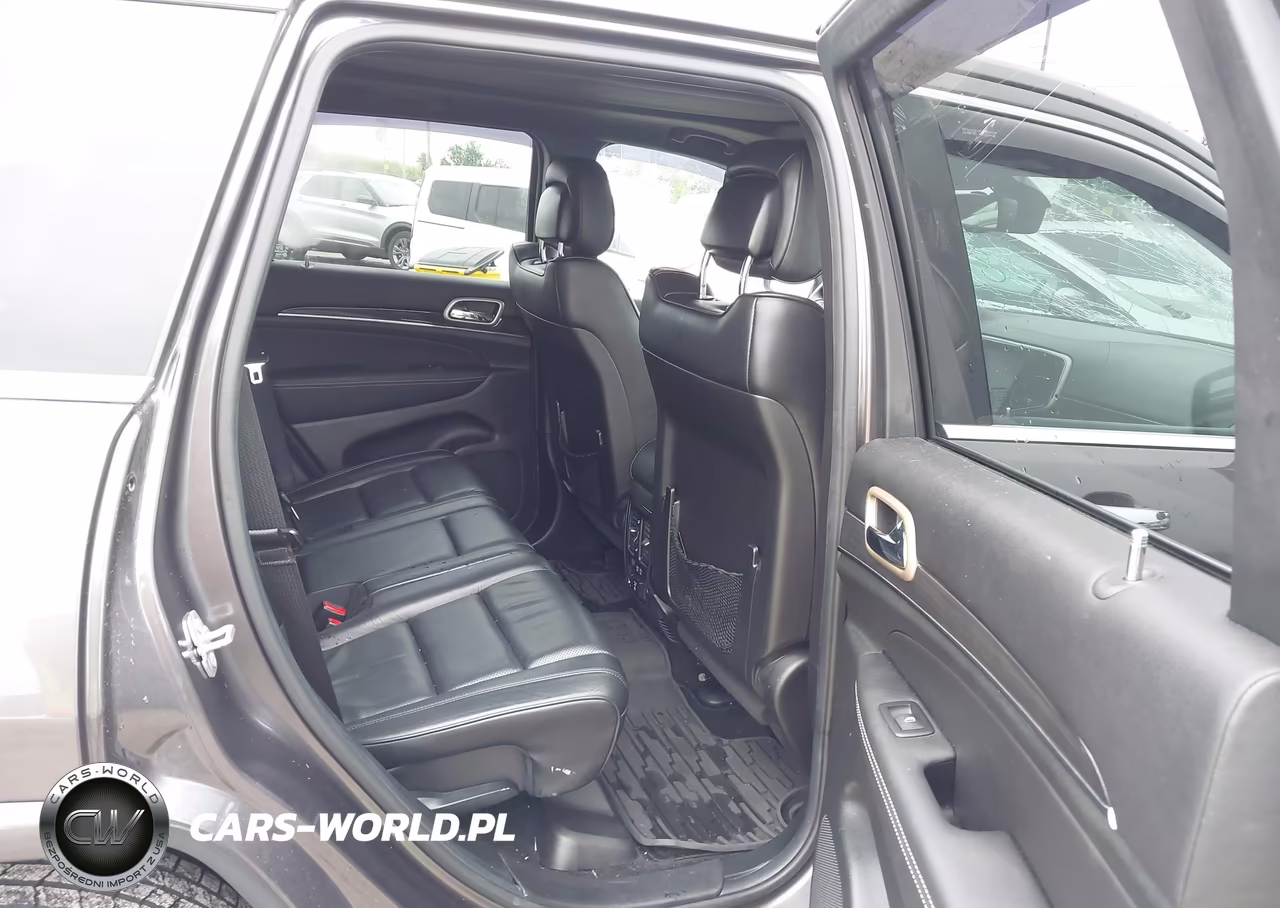 2015 Jeep Grand Cherokee Overland VIN:1C4RJFCG3FC718083 - 8