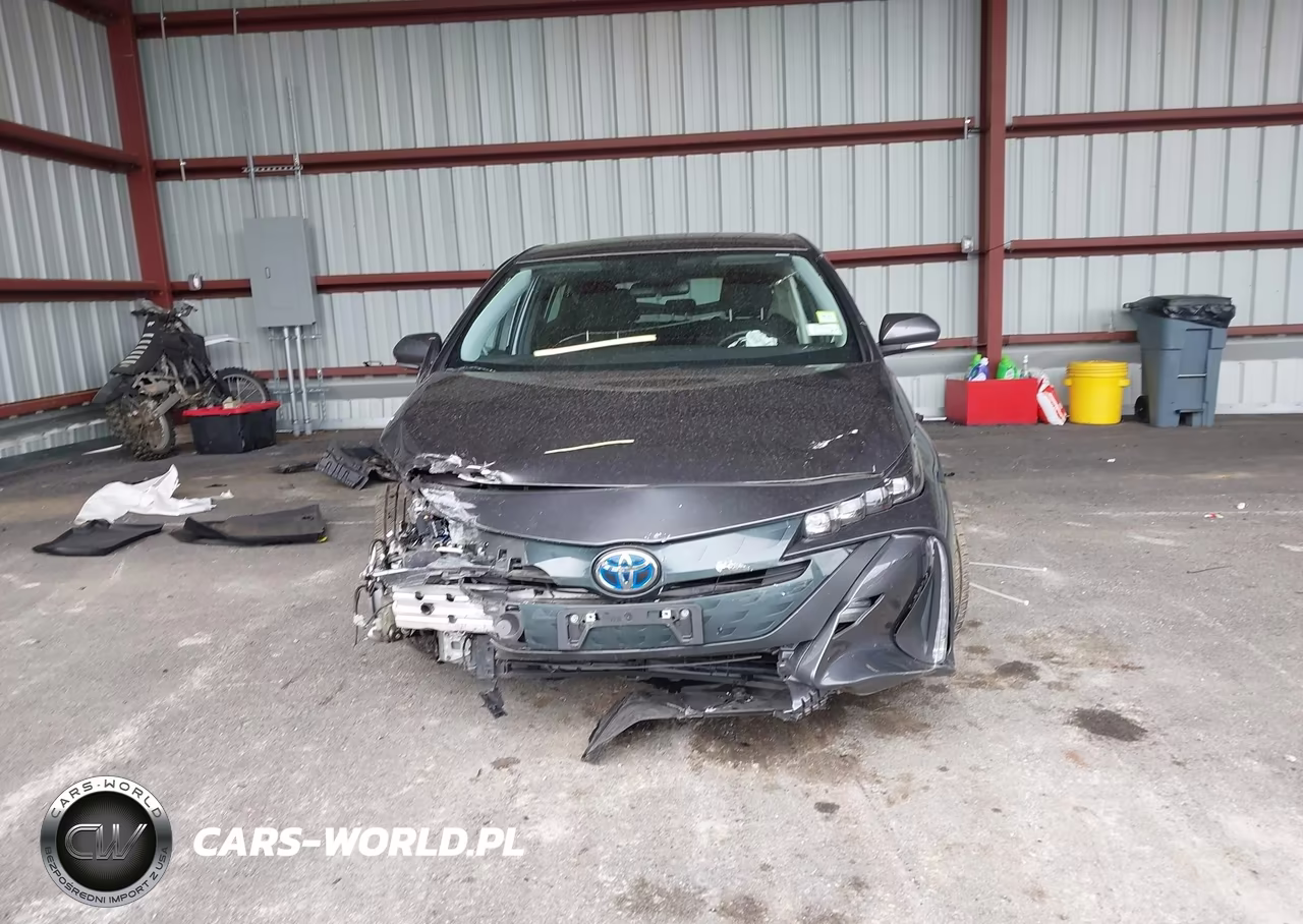 2022 Toyota Prius Prime Le VIN:JTDKAMFP9N3206148 - 11