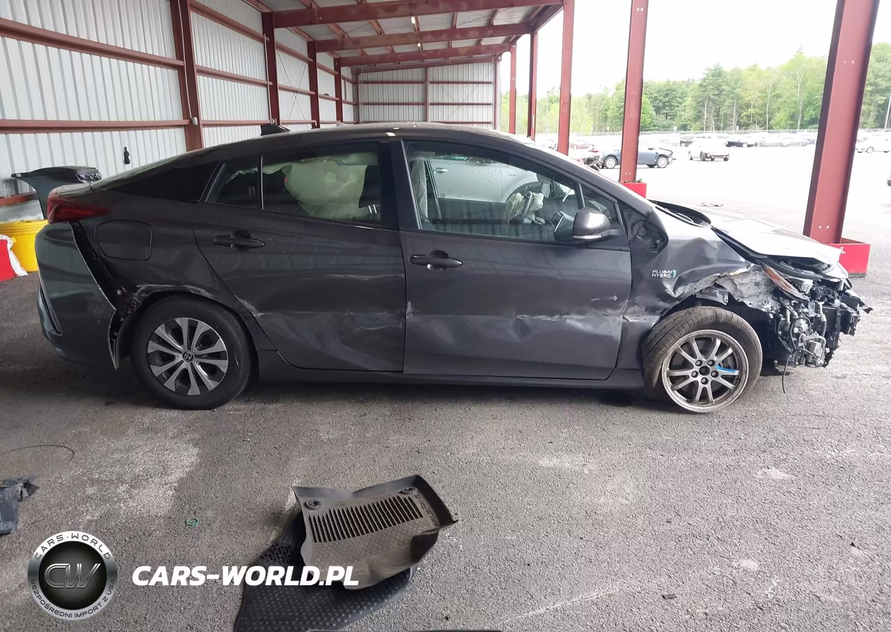 2022 Toyota Prius Prime Le VIN:JTDKAMFP9N3206148 - 12