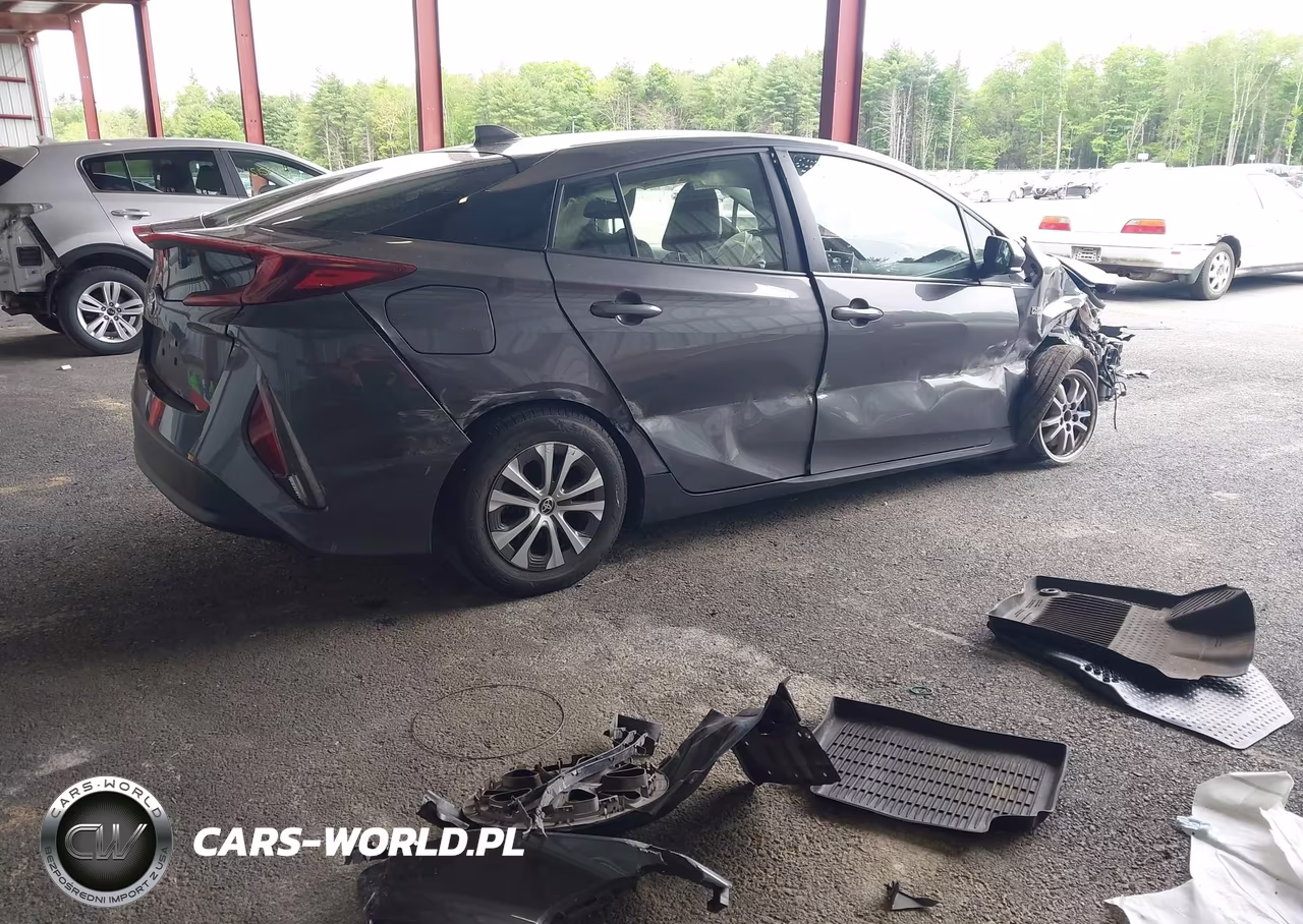 2022 Toyota Prius Prime Le VIN:JTDKAMFP9N3206148 - 4
