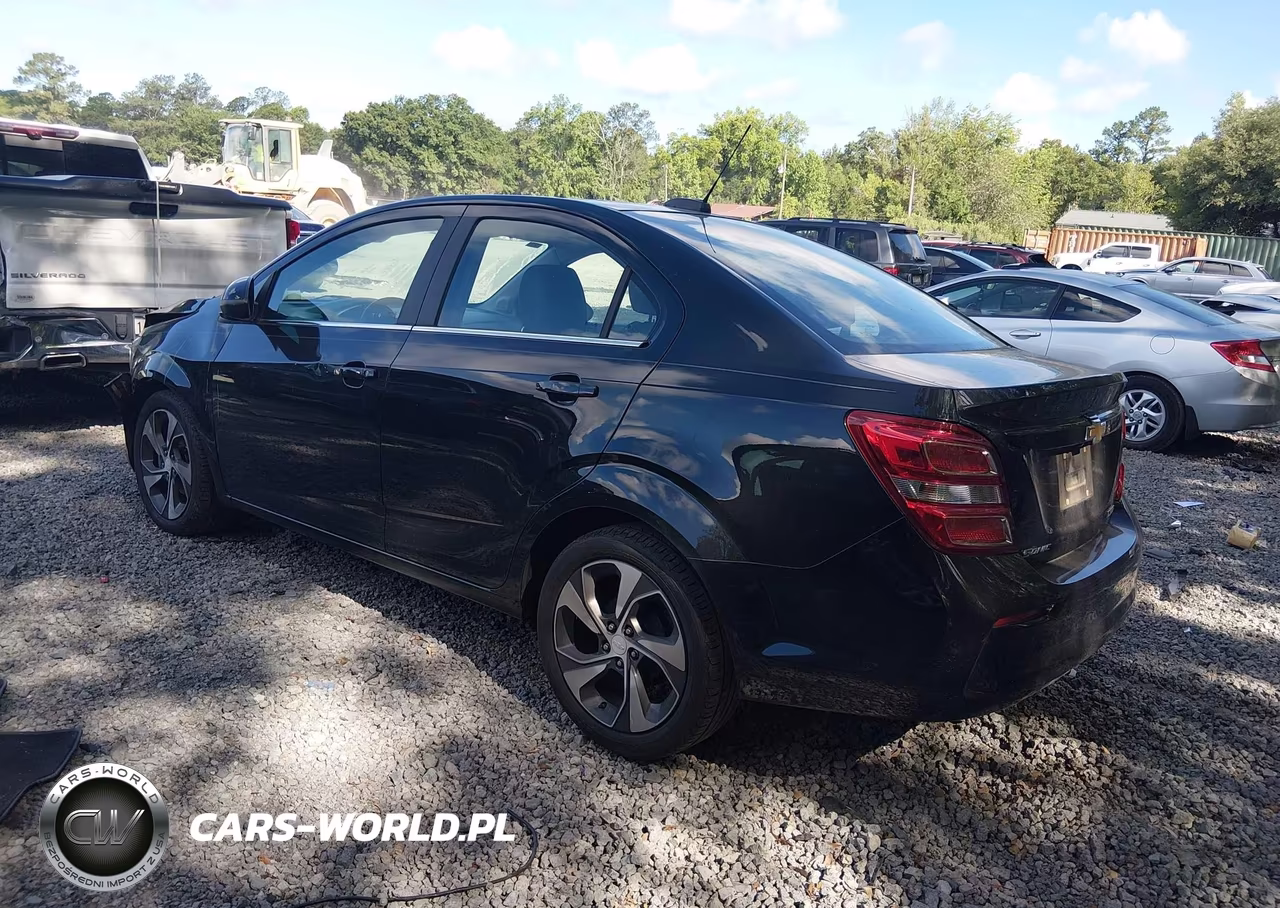 2020 Chevrolet Sonic Fwd Premier VIN:1G1JF5SB3L4121187 - 3