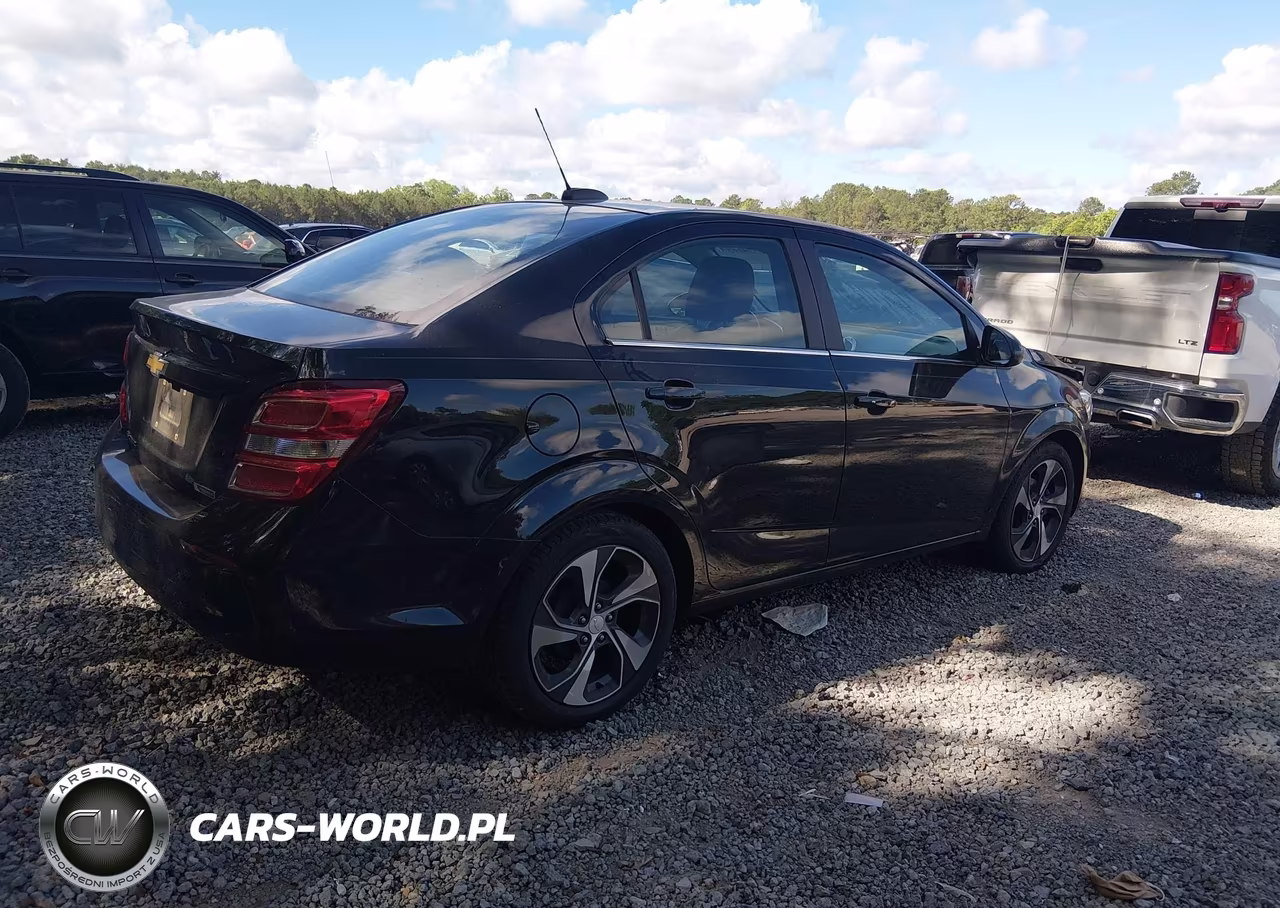 2020 Chevrolet Sonic Fwd Premier VIN:1G1JF5SB3L4121187 - 4
