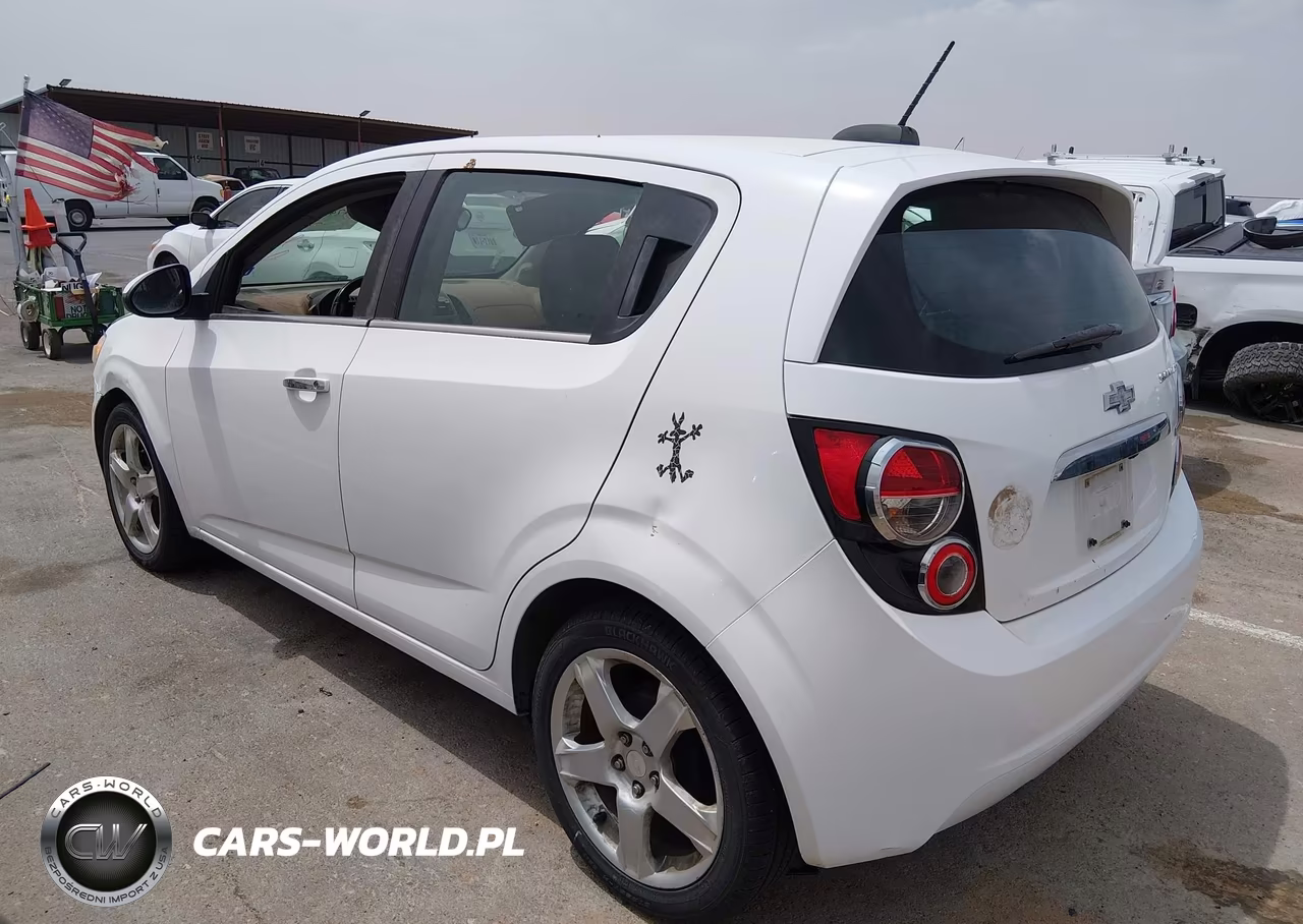 2015 Chevrolet Sonic Ltz Auto VIN:1G1JE6SB8F4145675 - 3