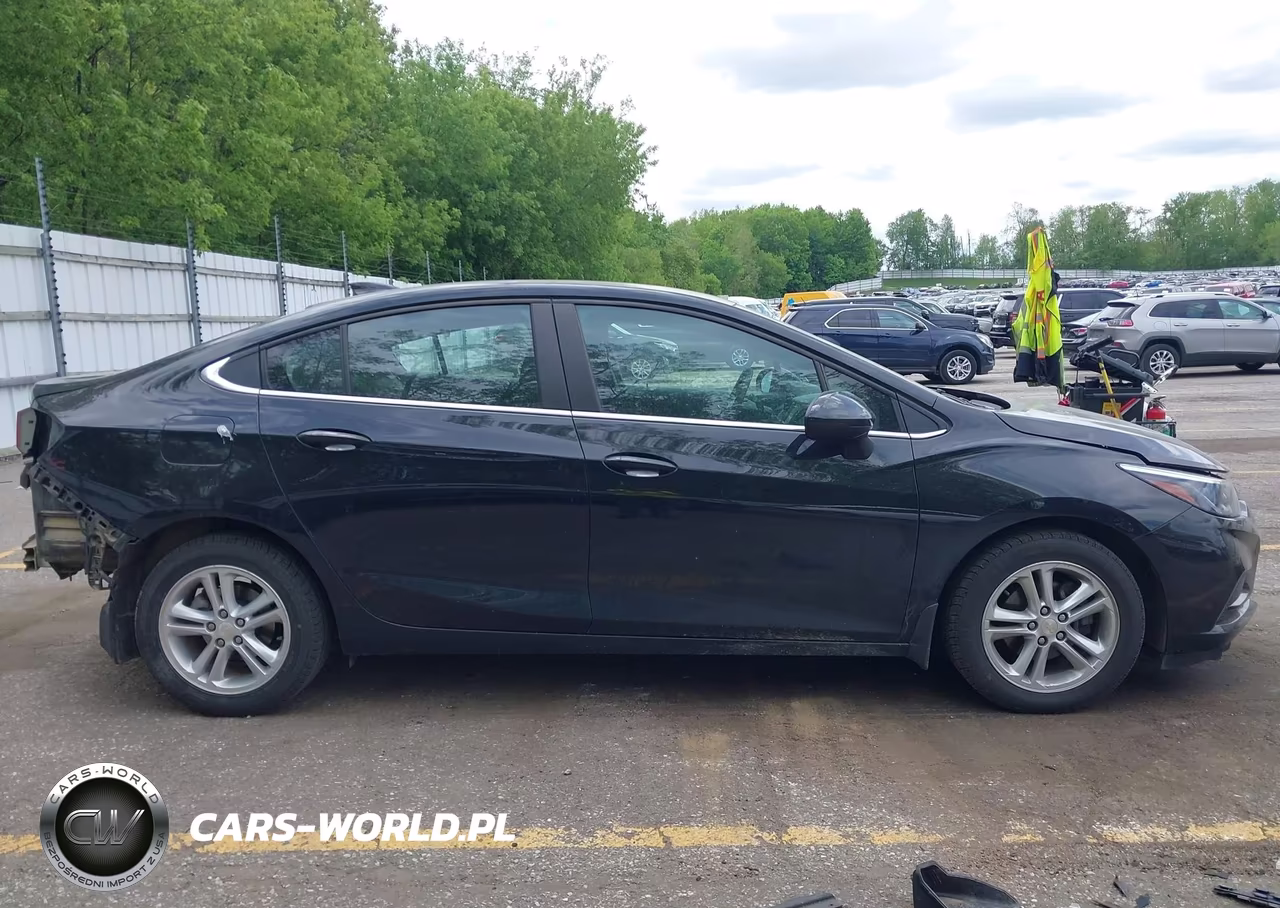 2017 Chevrolet Cruze Lt Auto VIN:1G1BE5SM7H7168107 - 13