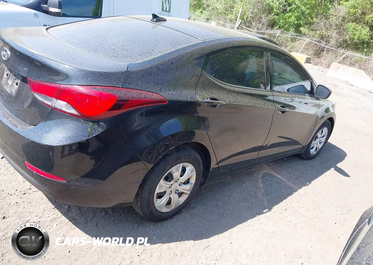 2016 Hyundai Elantra Se VIN:5NPDH4AE1GH757465 - 4