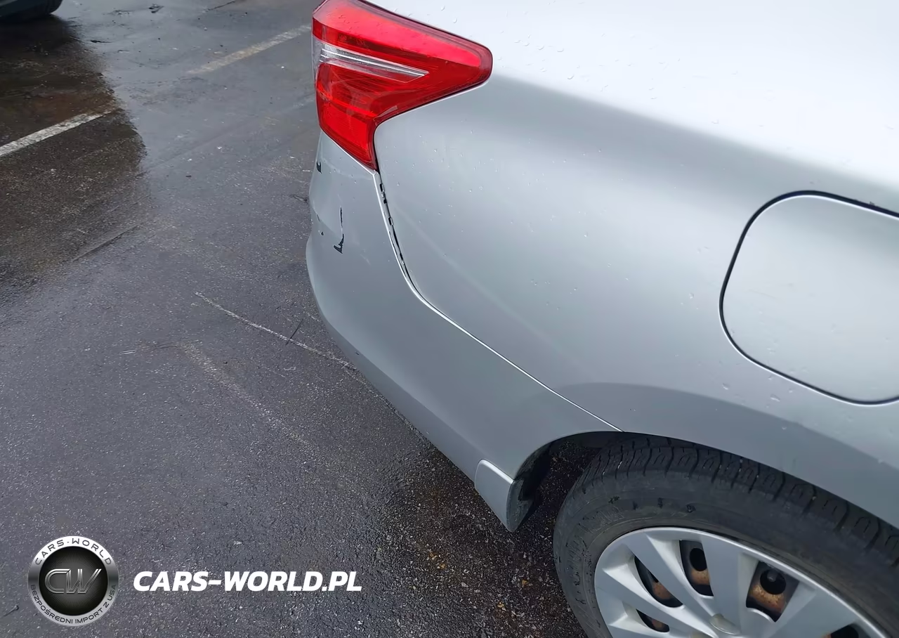 2016 Nissan Sentra S VIN:3N1AB7AP1GY317419 - 13