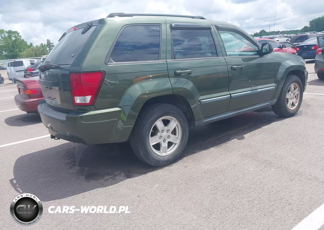 2007 Jeep Grand Cherokee Laredo VIN:1J8GR48K17C625851 - 4