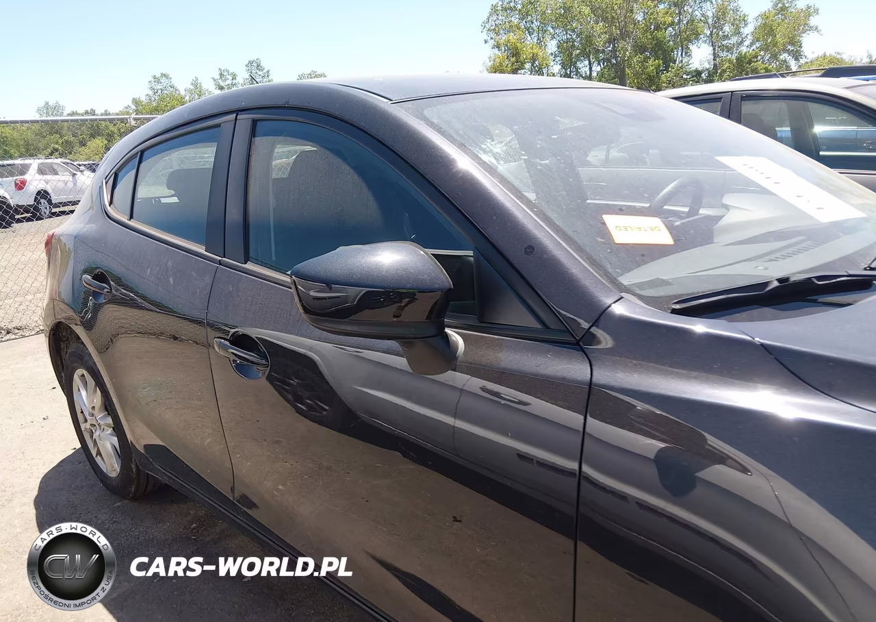 2018 Mazda Mazda3 Sport VIN:3MZBN1K77JM270753 - 13