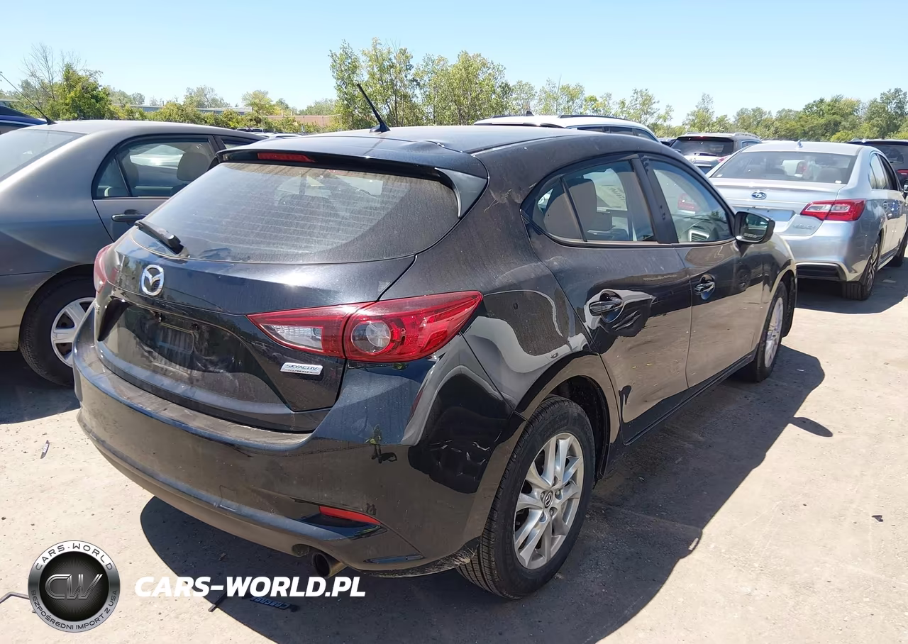 2018 Mazda Mazda3 Sport VIN:3MZBN1K77JM270753 - 4