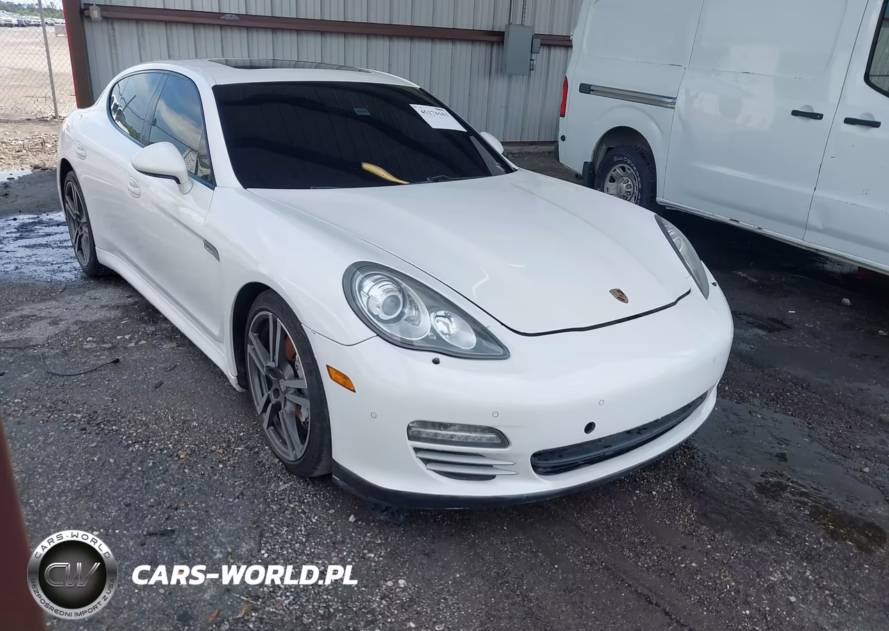 2012 Porsche Panamera 4S
