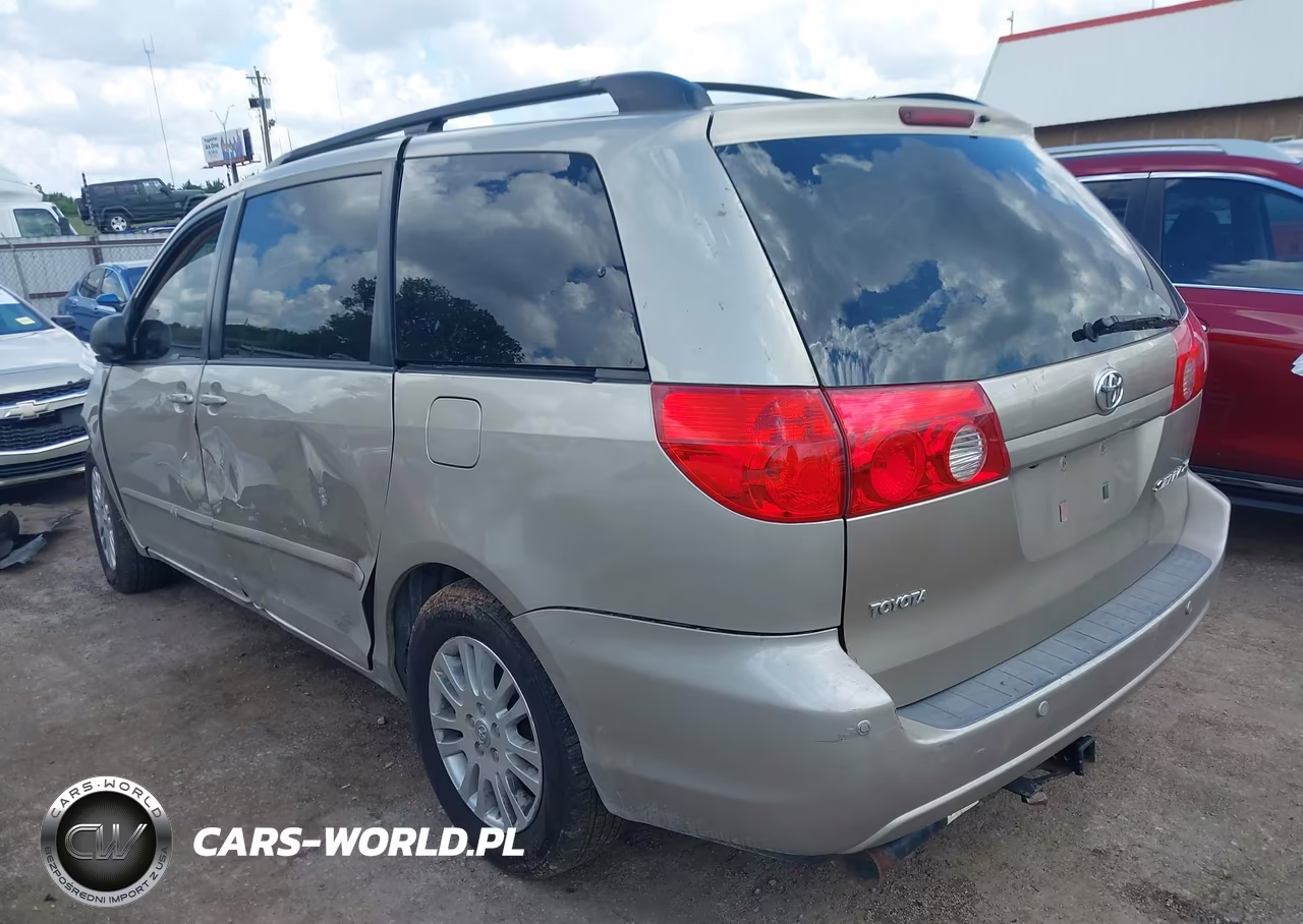 2009 Toyota Sienna Xle VIN:5TDZK22CX9S273526 - 3