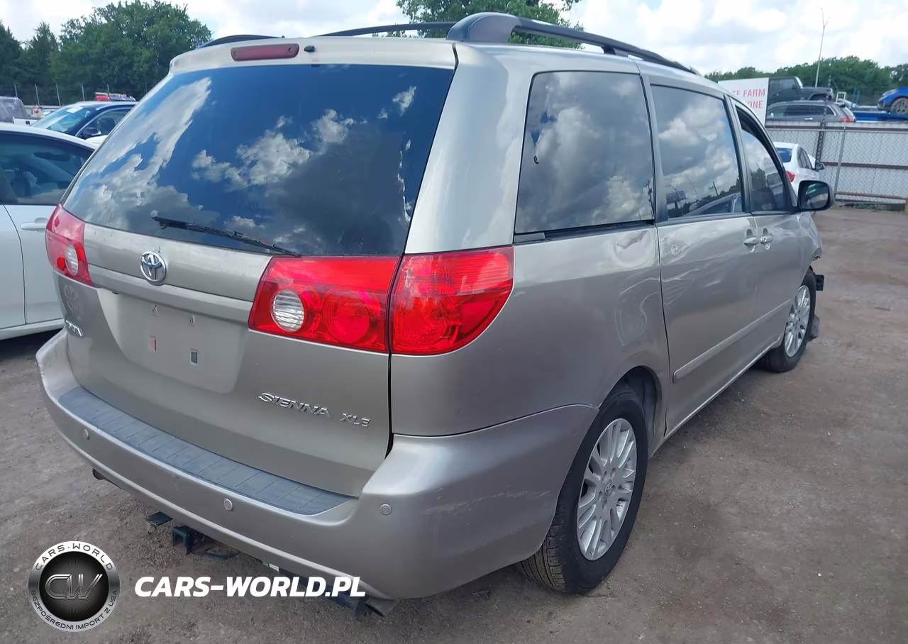 2009 Toyota Sienna Xle VIN:5TDZK22CX9S273526 - 4
