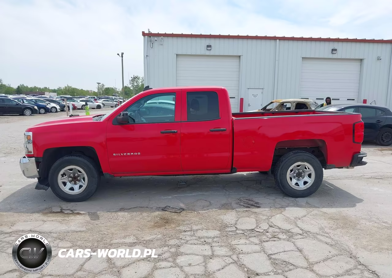 2018 Chevrolet Silverado 1500 Ls VIN:1GCRCNEH3JZ242062 - 15