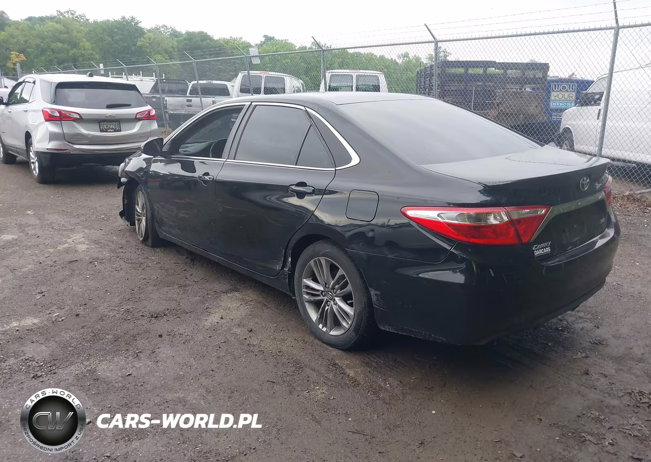 2017 Toyota Camry Se VIN:4T1BF1FK9HU701027 - 3