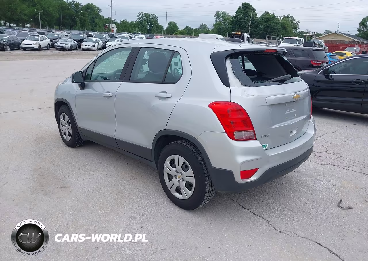 2017 Chevrolet Trax Ls VIN:3GNCJKSB3HL289045 - 3